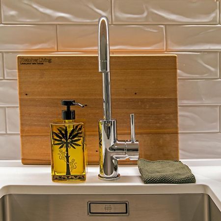 Funk In The City - Luxury Laneway Apartment With Single Garage Christchurch Esterno foto