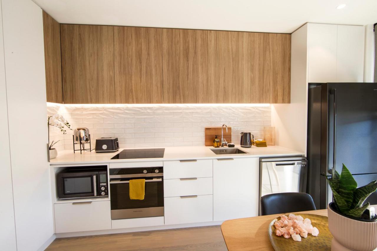 Funk In The City - Luxury Laneway Apartment With Single Garage Christchurch Esterno foto